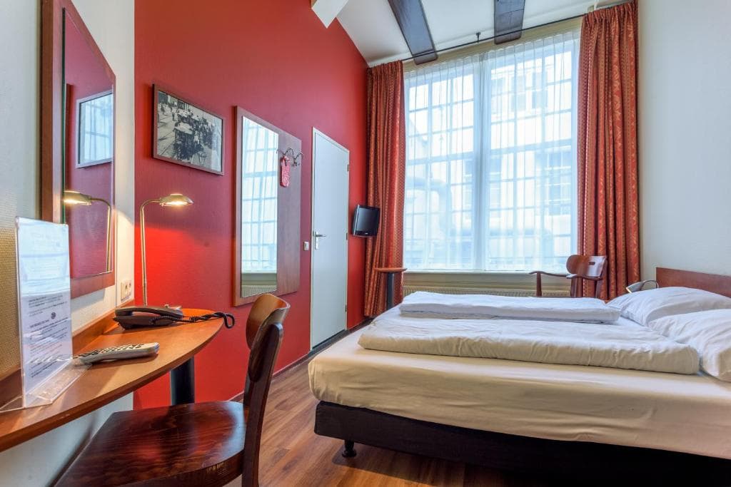 A-Train Hotel_3