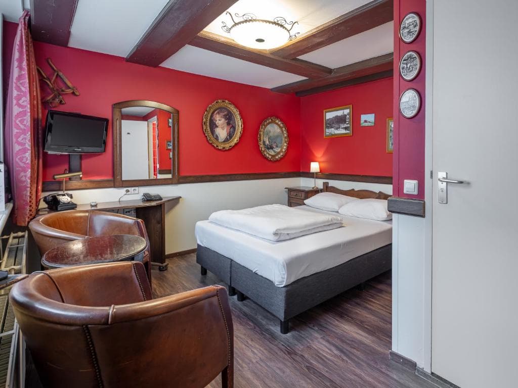 A-Train Hotel_5